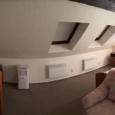 Tamara Guest house